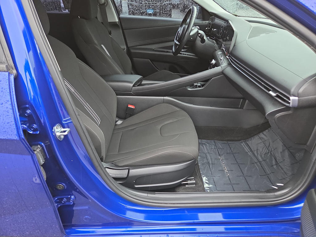 Thumbnail: 2023 Hyundai Elantra - 12