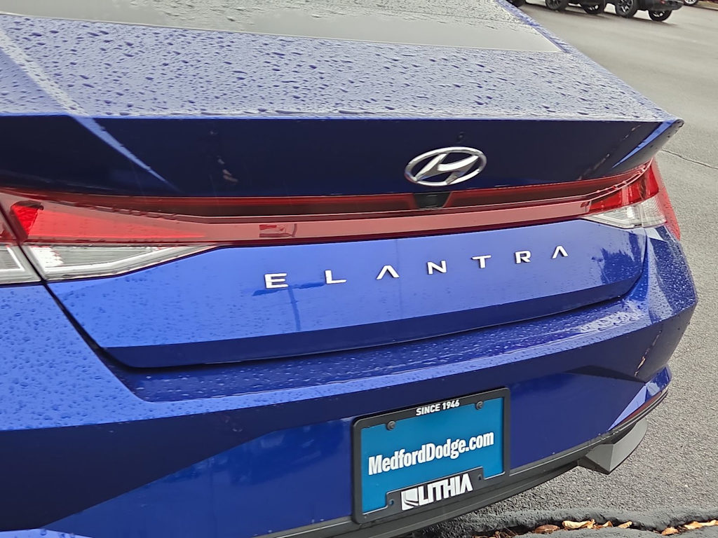 Thumbnail: 2023 Hyundai Elantra - 7