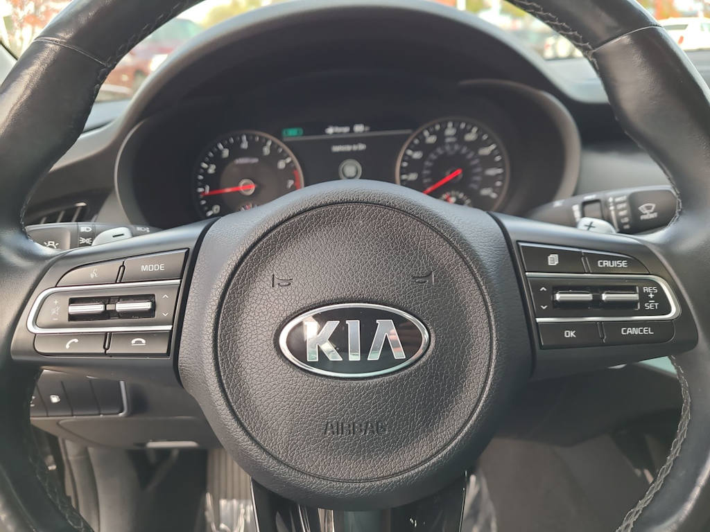 Thumbnail: 2018 Kia Stinger - 28