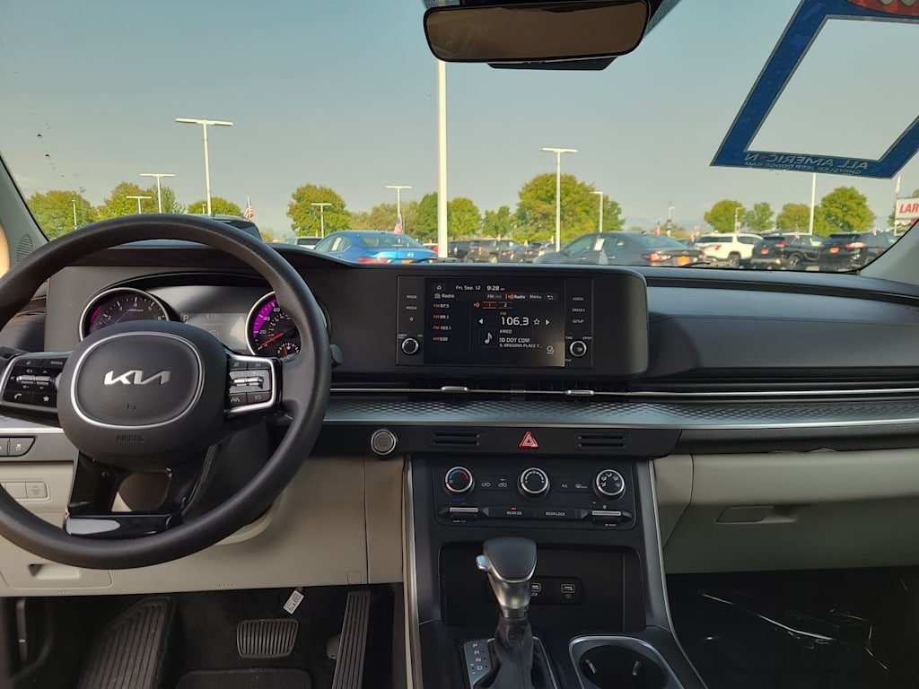 Thumbnail: 2022 Kia Carnival - 2