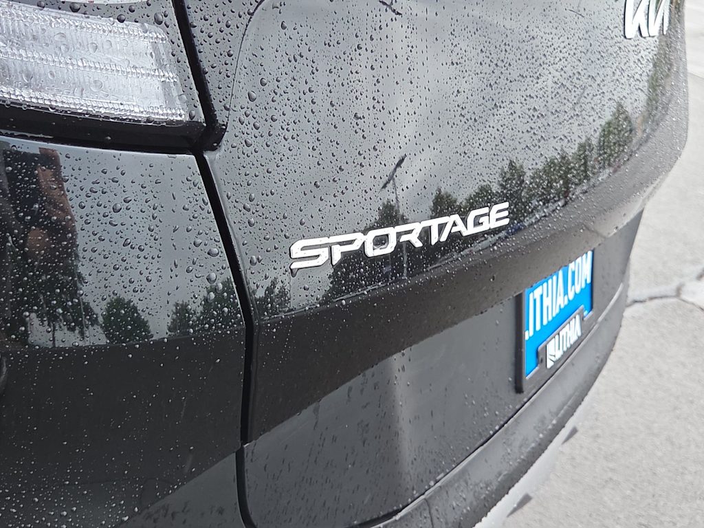 Thumbnail: 2023 Kia Sportage - 7