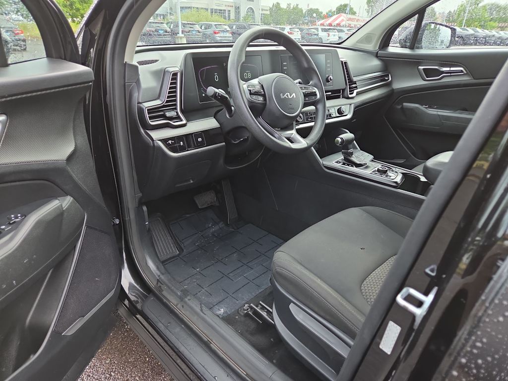 Thumbnail: 2023 Kia Sportage - 10