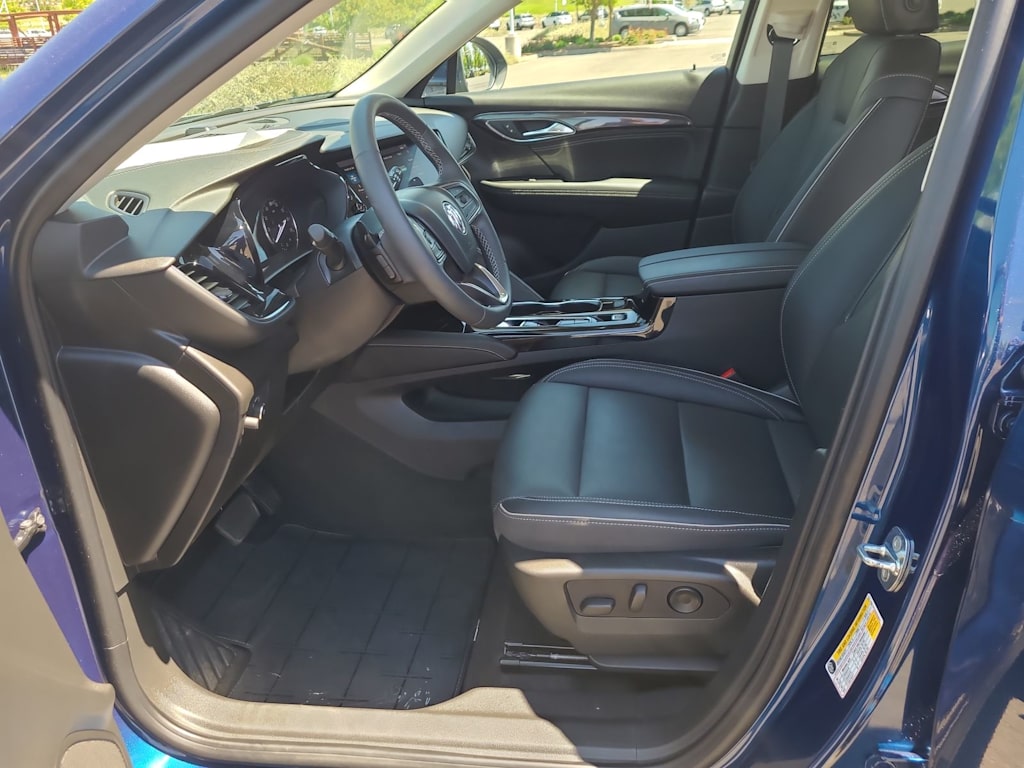 2022 Buick Envision Essence 11