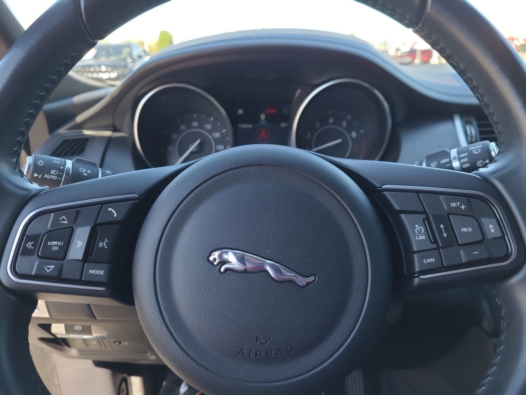 2018 Jaguar E-Pace S 29