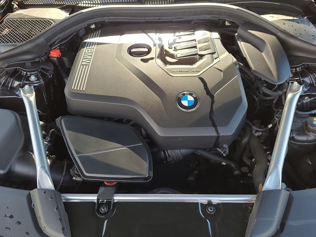 Thumbnail: 2022 BMW 5 Series - 28