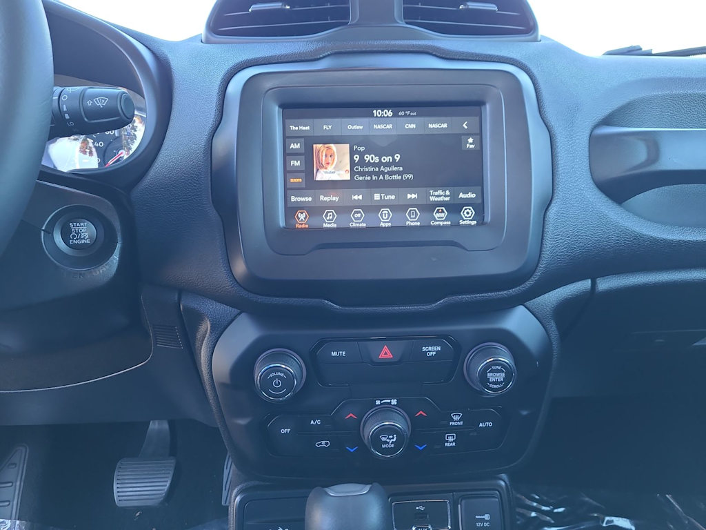 Thumbnail: 2020 Jeep Renegade - 13