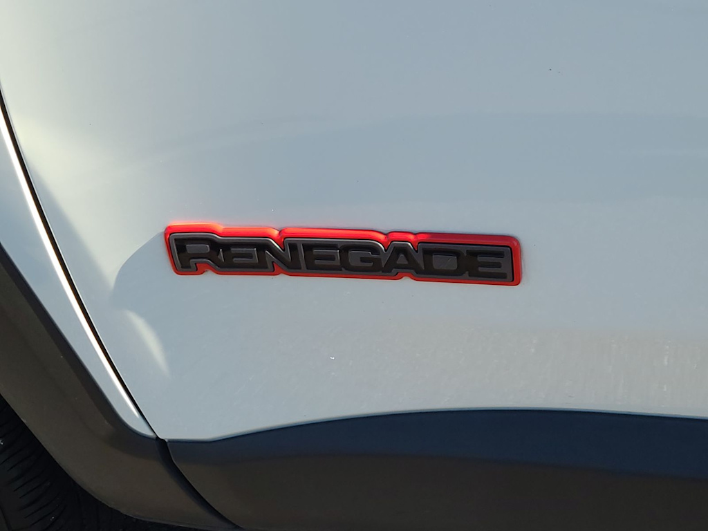 Thumbnail: 2022 Jeep Renegade - 7