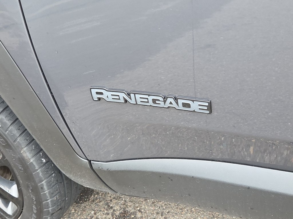 Thumbnail: 2023 Jeep Renegade - 7
