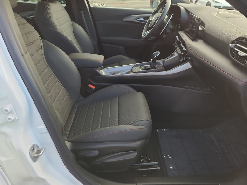 Thumbnail: 2024 Dodge Hornet - 12