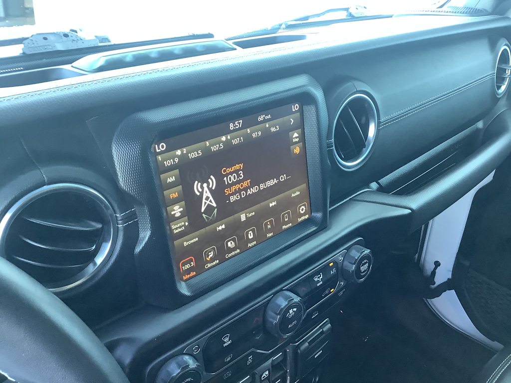 Thumbnail: 2022 Jeep Wrangler - 13