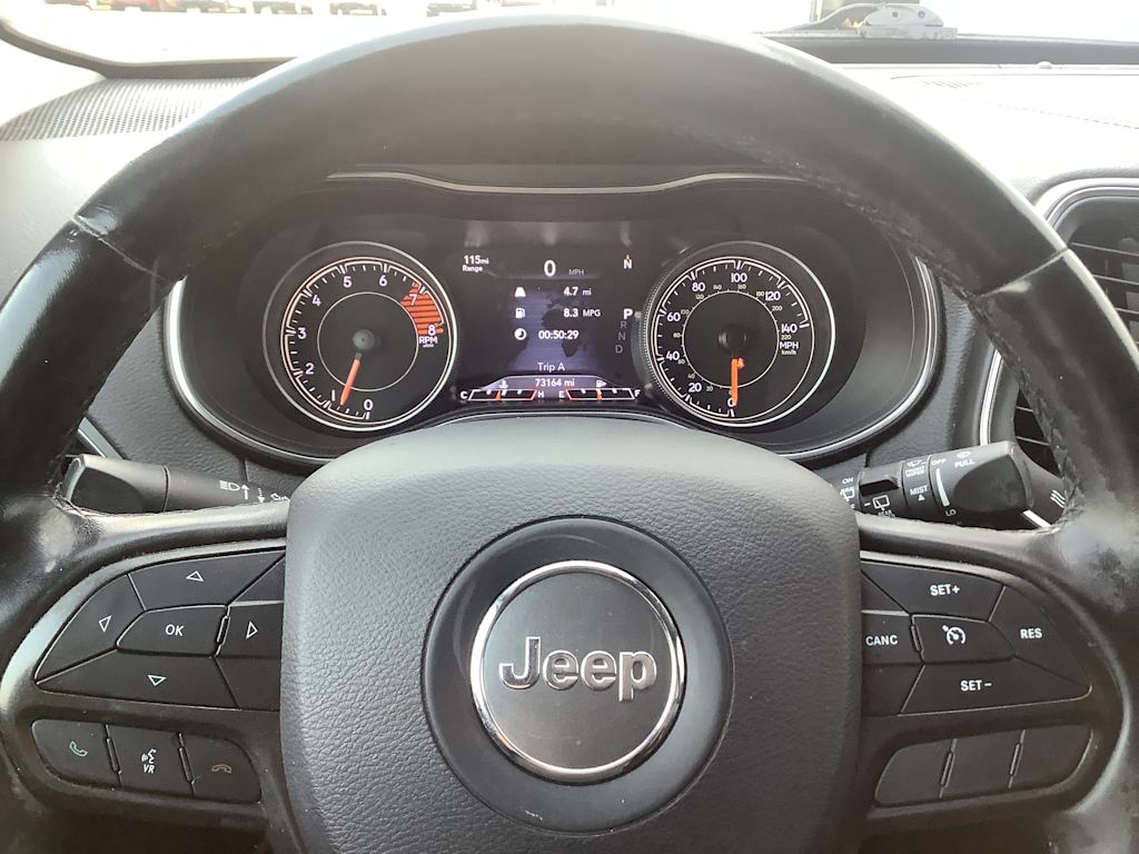 Thumbnail: 2020 Jeep Cherokee - 20