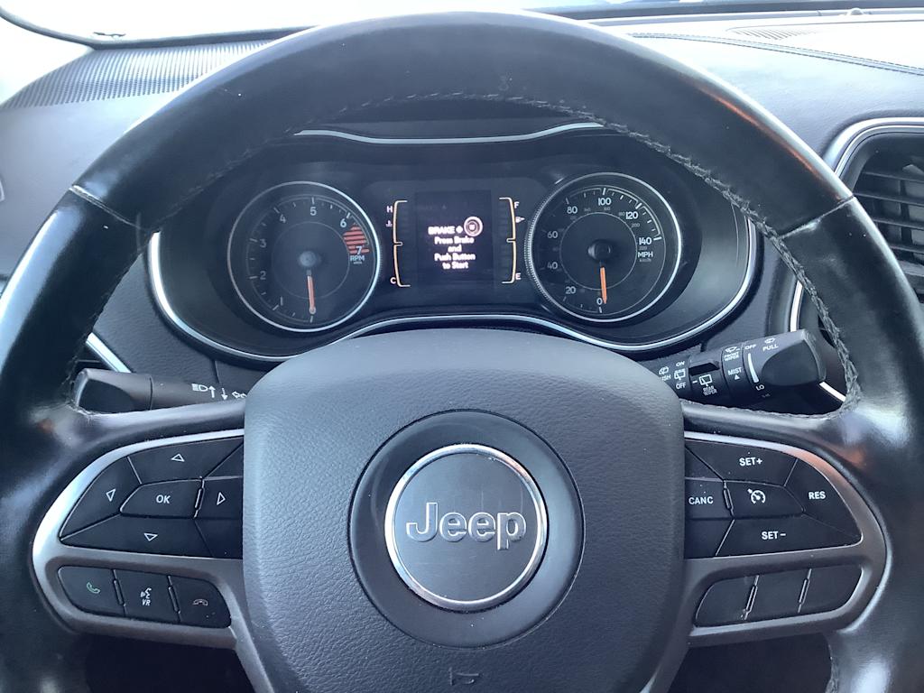 Thumbnail: 2020 Jeep Cherokee - 20