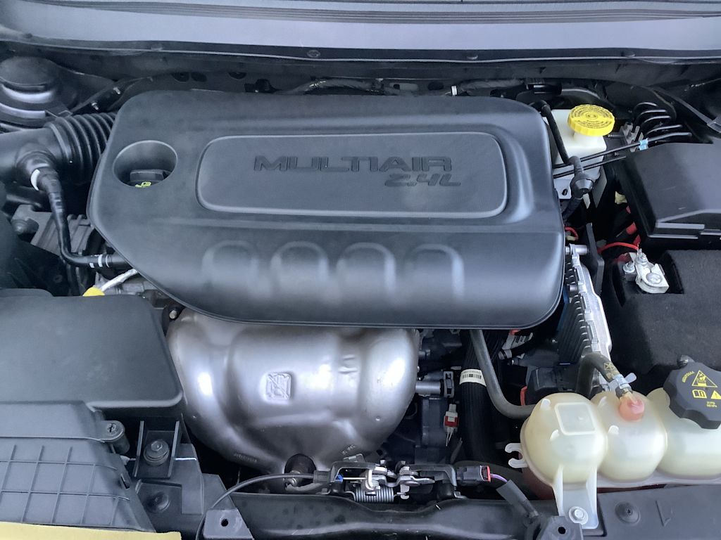 Thumbnail: 2021 Jeep Cherokee - 9