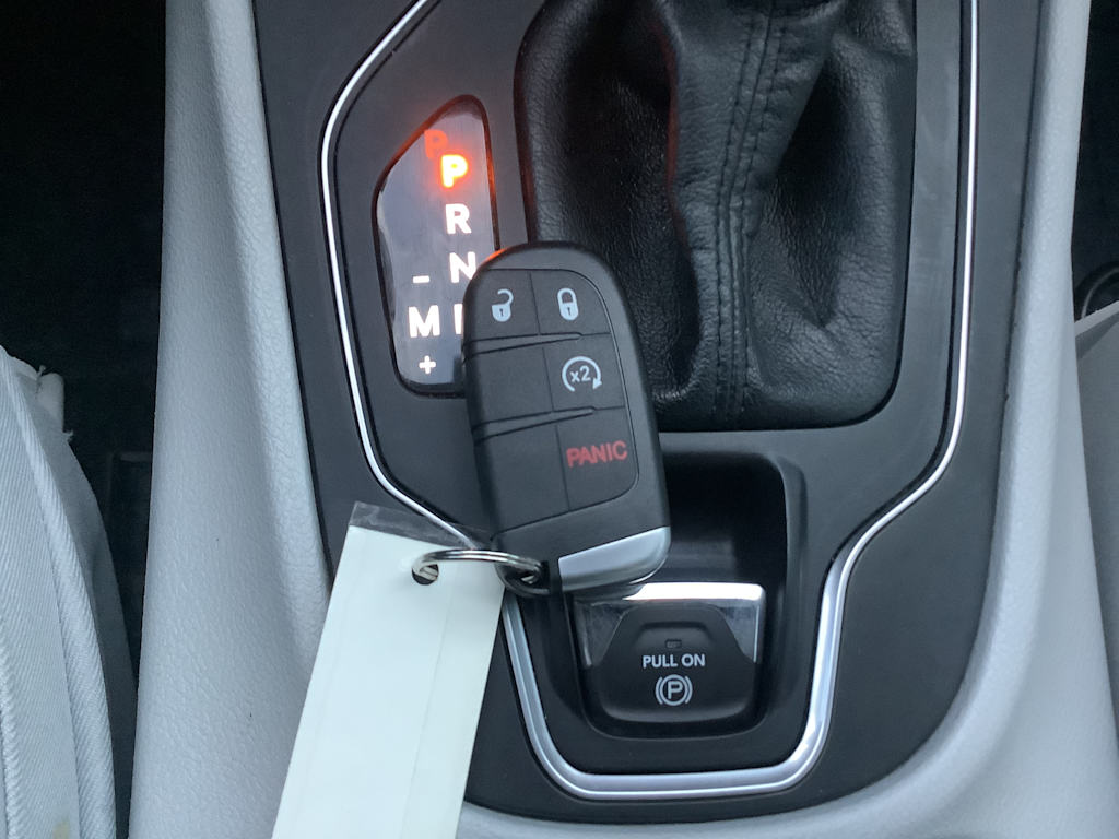 Thumbnail: 2021 Jeep Cherokee - 20
