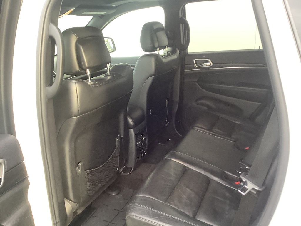 Thumbnail: 2018 Jeep Grand Cherokee - 13