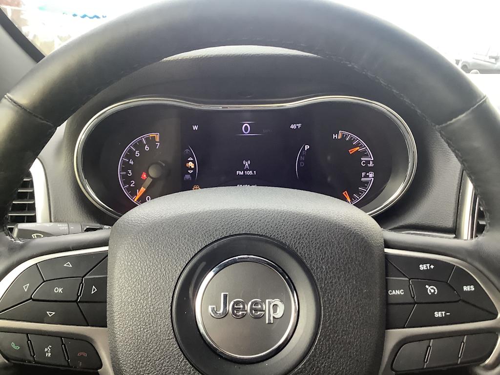 Thumbnail: 2018 Jeep Grand Cherokee - 16