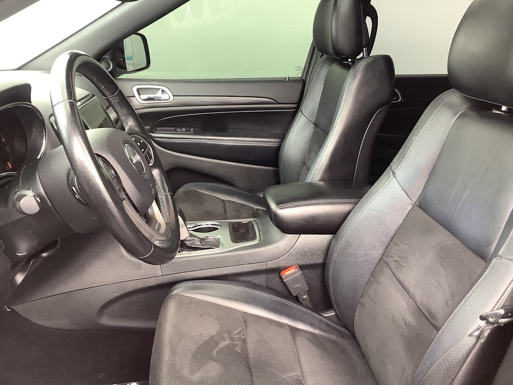 Thumbnail: 2020 Jeep Grand Cherokee - 11