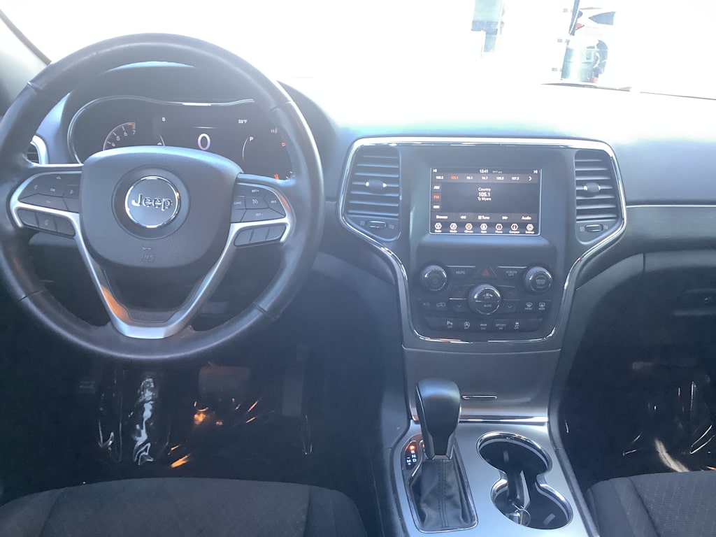 Thumbnail: 2018 Jeep Grand Cherokee - 11