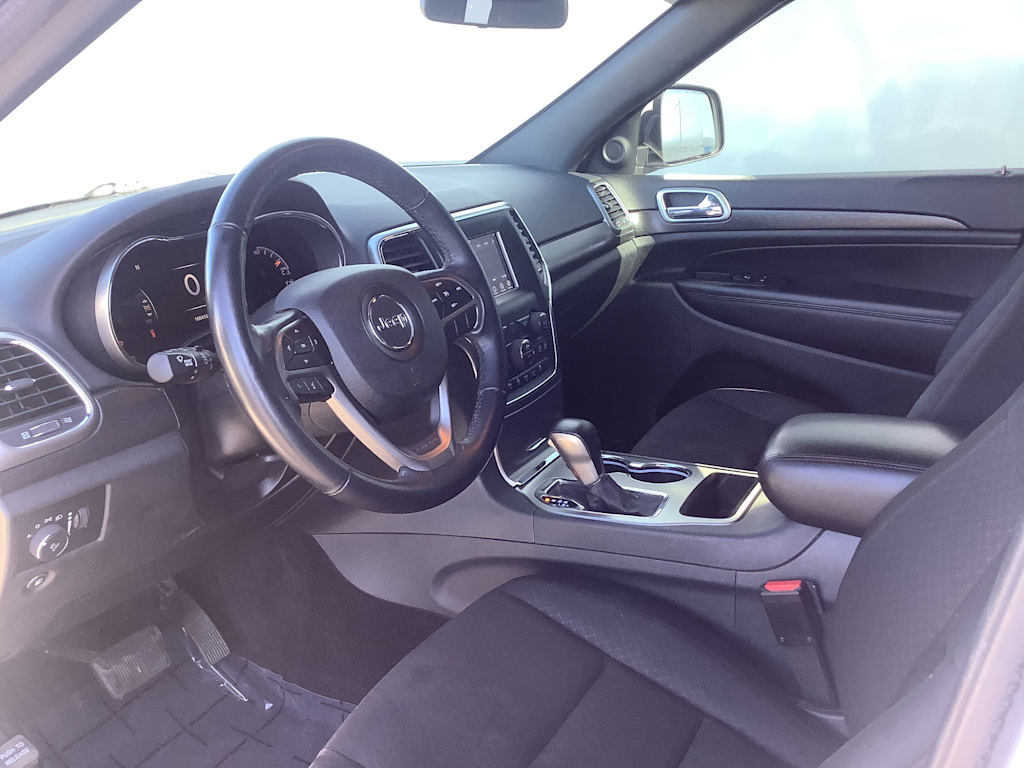 Thumbnail: 2018 Jeep Grand Cherokee - 3