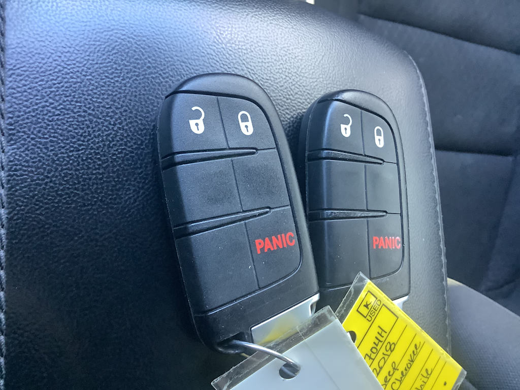 Thumbnail: 2018 Jeep Grand Cherokee - 18