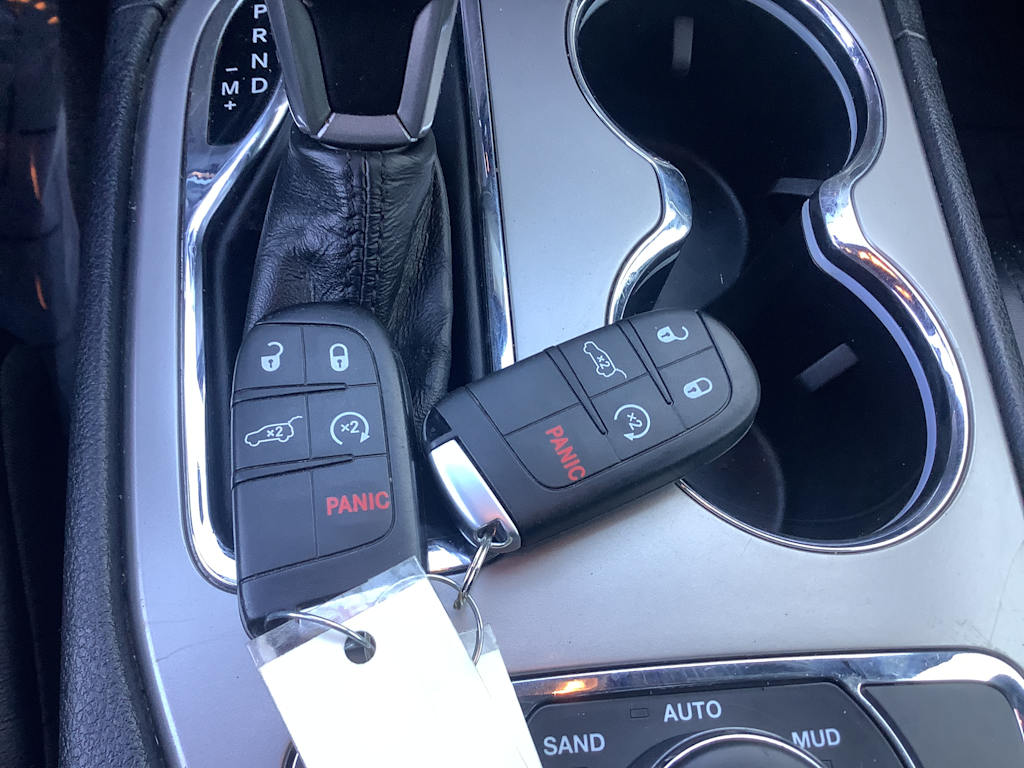 Thumbnail: 2021 Jeep Grand Cherokee - 21