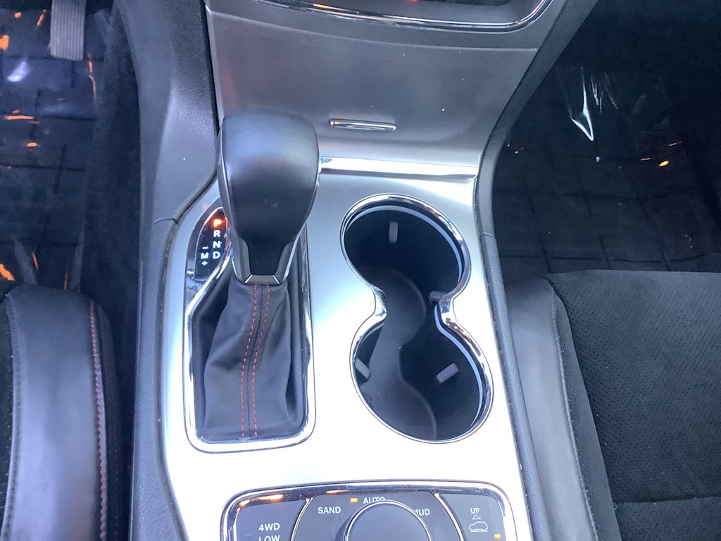 Thumbnail: 2018 Jeep Grand Cherokee - 15