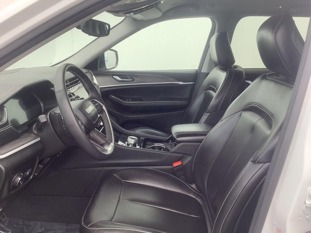 2023 Jeep Grand Cherokee Limited Edition 10