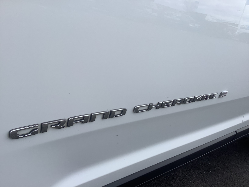 2023 Jeep Grand Cherokee Limited Edition 6