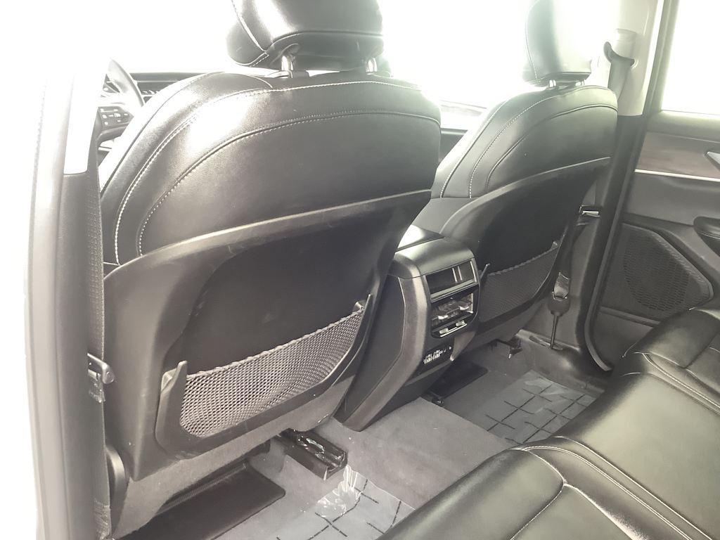 2023 Jeep Grand Cherokee Limited Edition 12