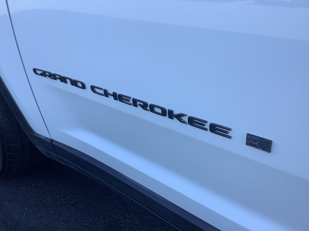 Thumbnail: 2024 Jeep Grand Cherokee L - 6