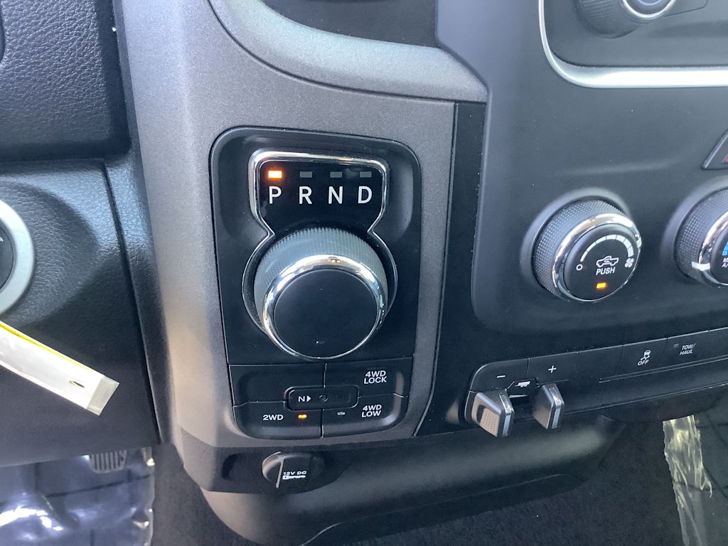Thumbnail: 2021 RAM 1500 - 21