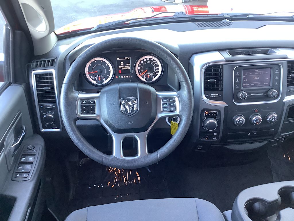 Thumbnail: 2024 RAM 1500 - 10