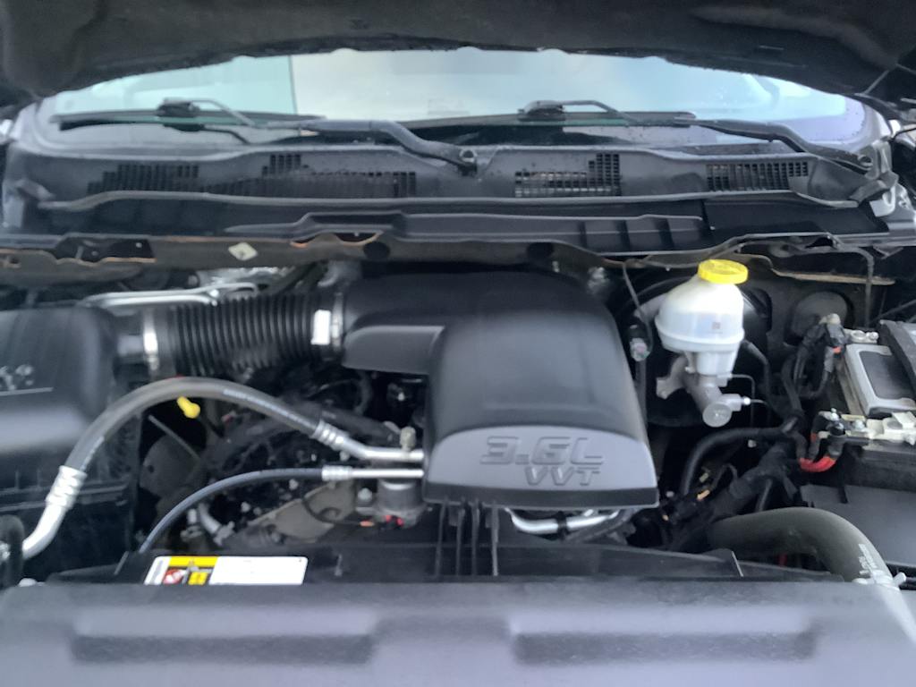 2022 RAM 1500 Warlock 9