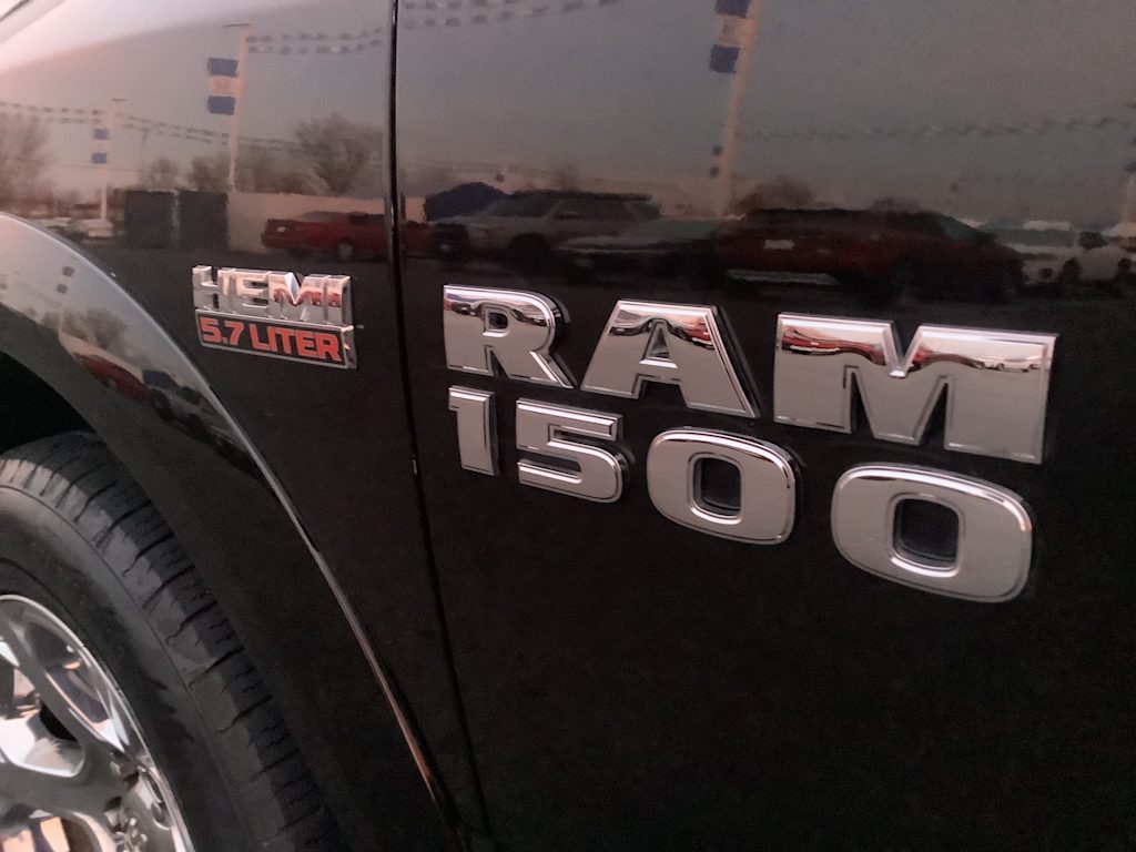 Thumbnail: 2017 RAM 1500 - 19