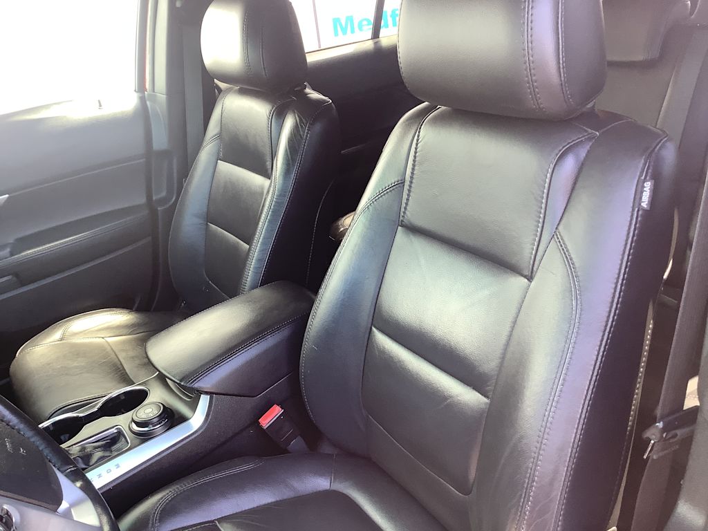 Thumbnail: 2015 Ford Explorer - 10