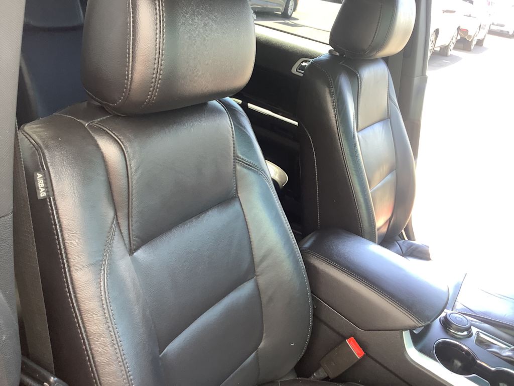 Thumbnail: 2015 Ford Explorer - 17