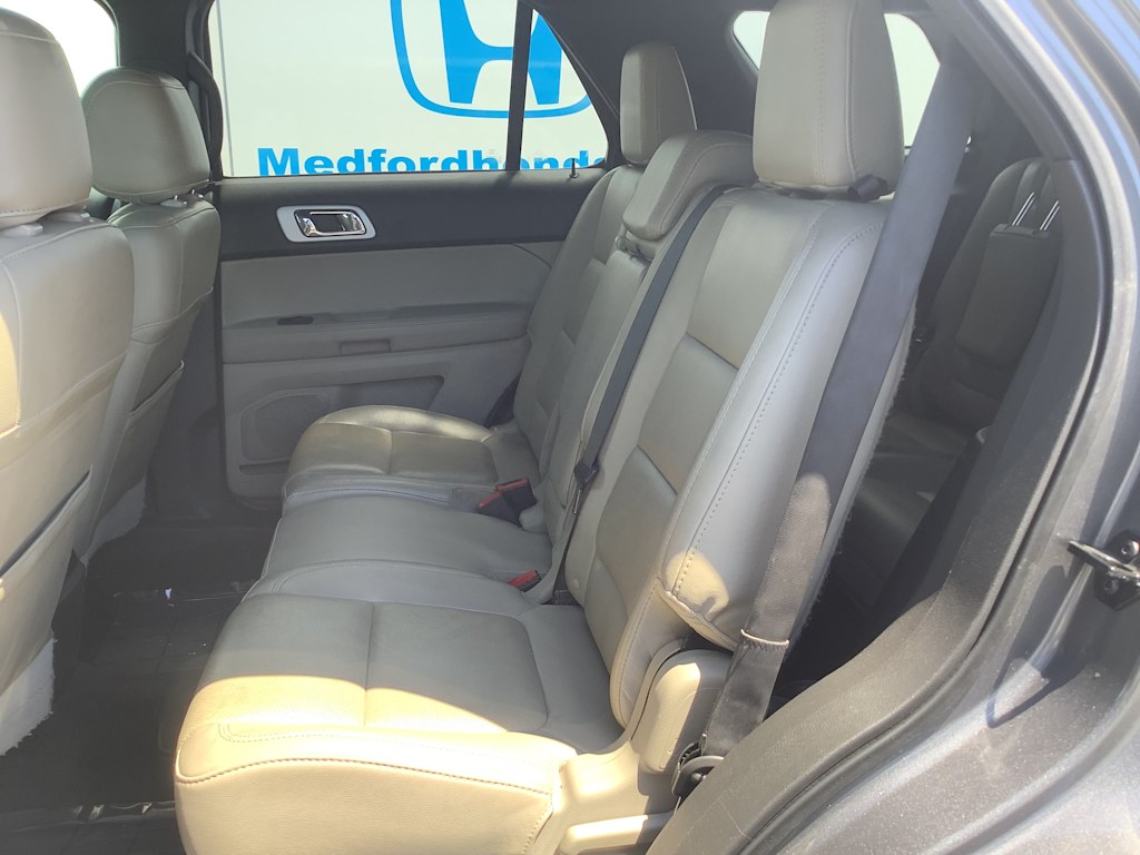 Thumbnail: 2014 Ford Explorer - 18