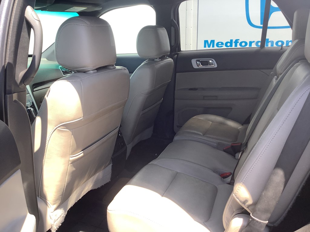 Thumbnail: 2014 Ford Explorer - 13