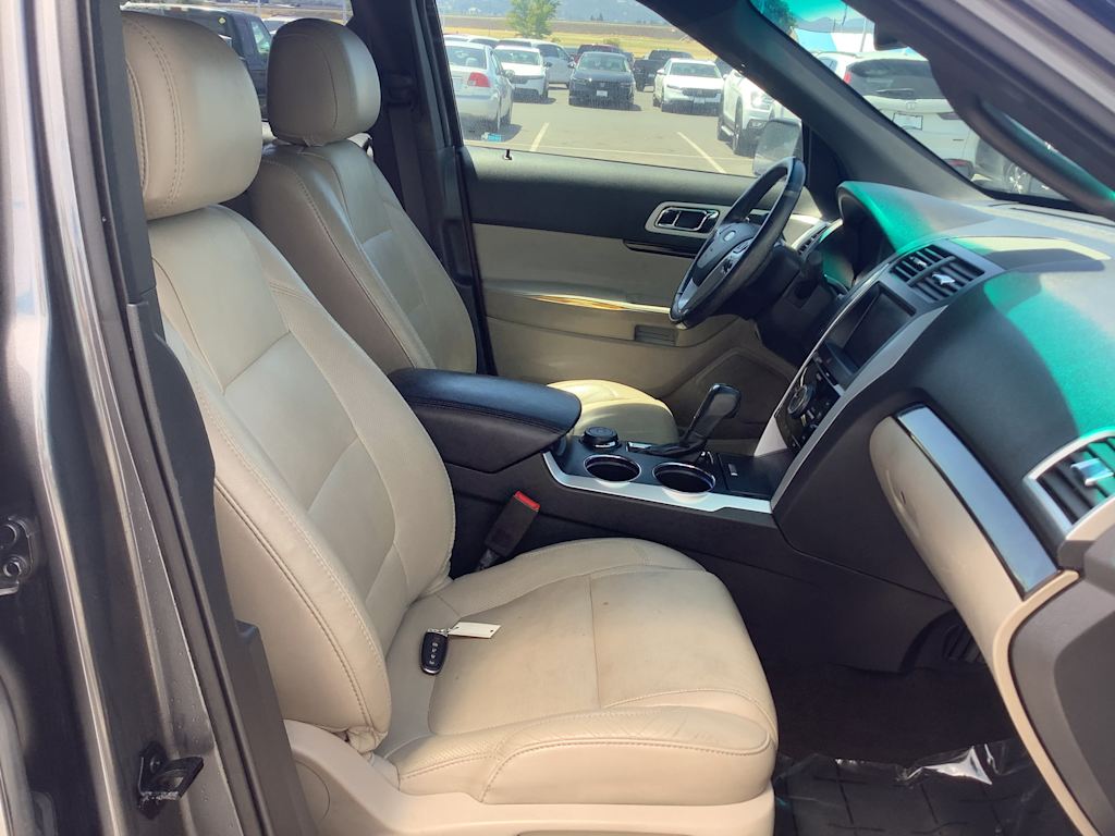 Thumbnail: 2014 Ford Explorer - 19
