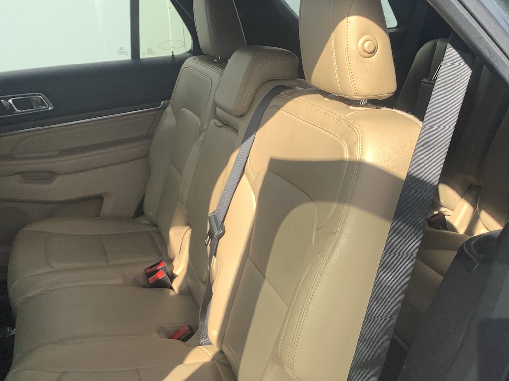 Thumbnail: 2016 Ford Explorer - 19