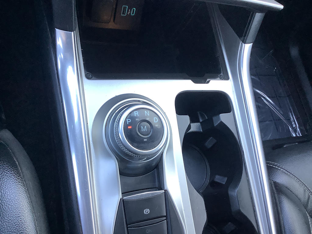 Thumbnail: 2020 Ford Explorer - 15
