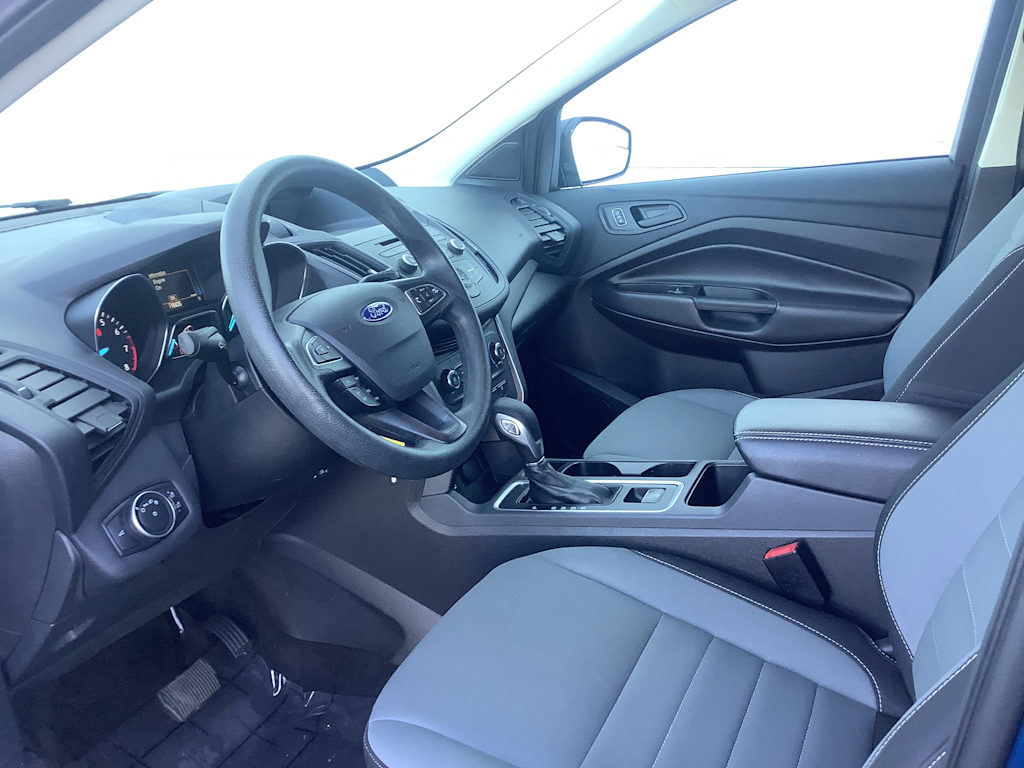 2017 Ford Escape S 10