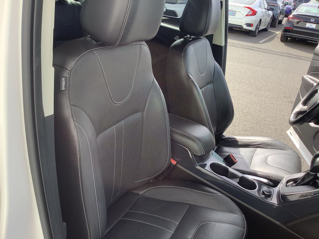 Thumbnail: 2013 Ford Escape - 12