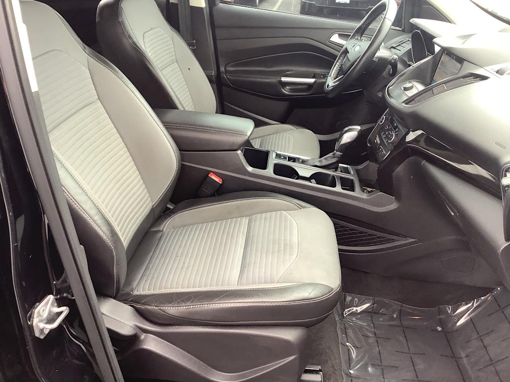 Thumbnail: 2019 Ford Escape - 21