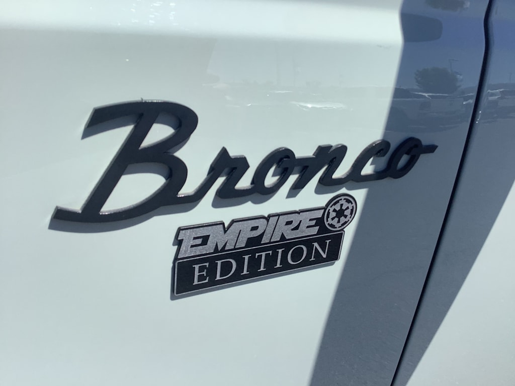 Thumbnail: 2021 Ford Bronco - 7