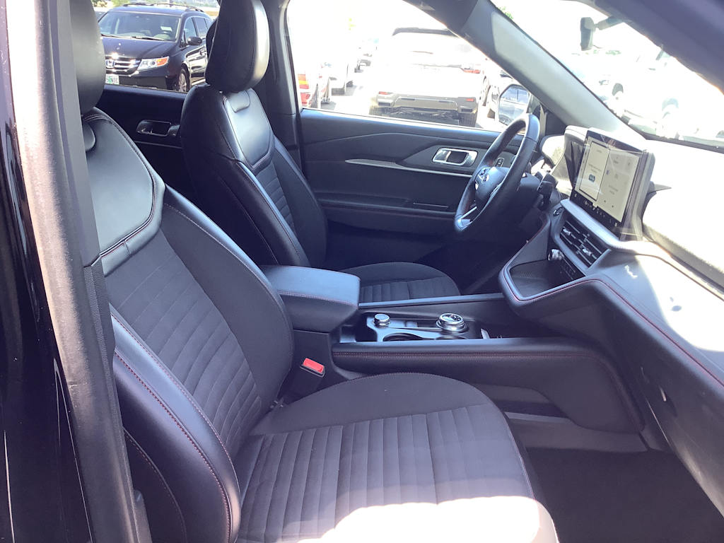 Thumbnail: 2025 Ford Explorer - 18