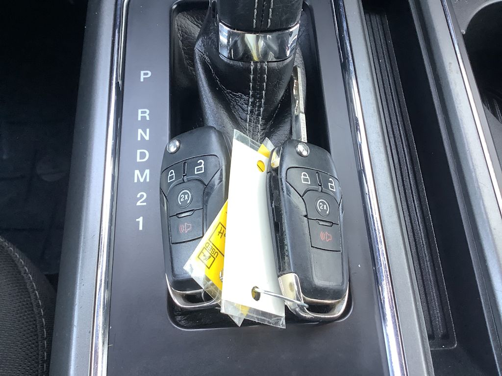 Thumbnail: 2016 Ford F-150 - 21