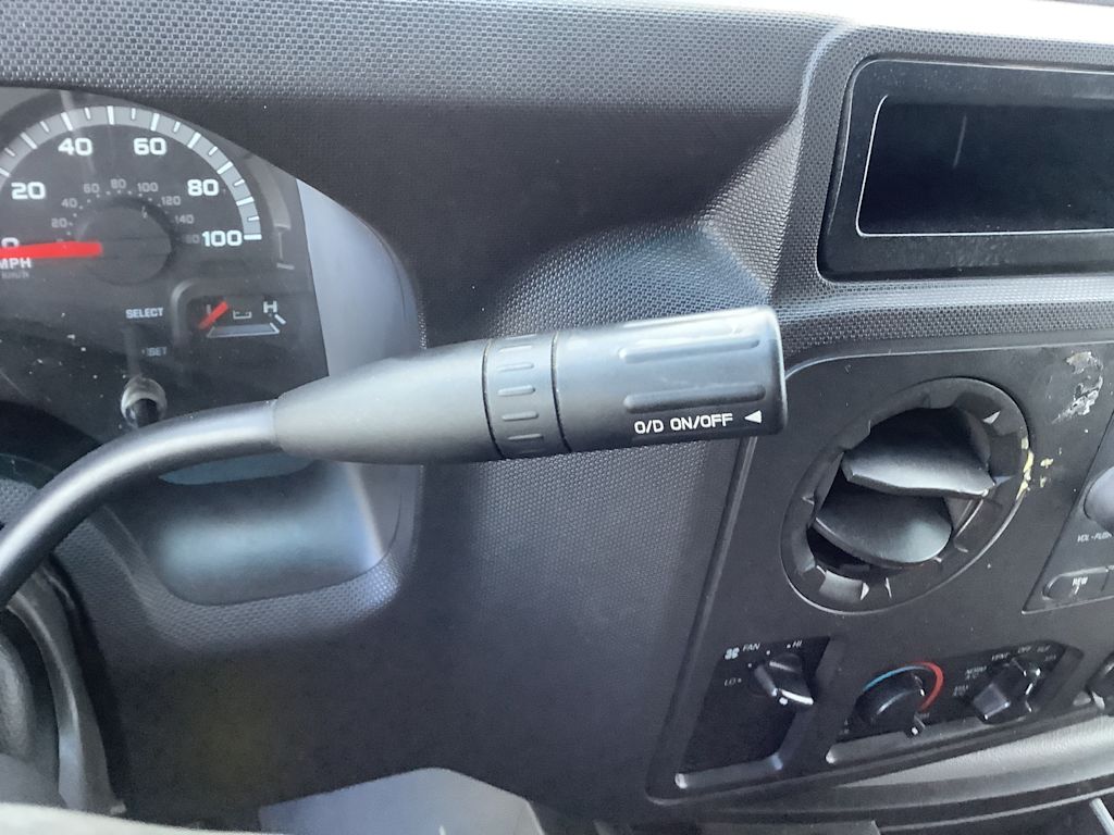 Thumbnail: 2014 Ford Econoline - 21