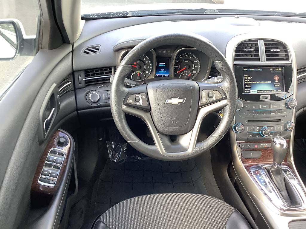 Thumbnail: 2013 Chevrolet Malibu - 10