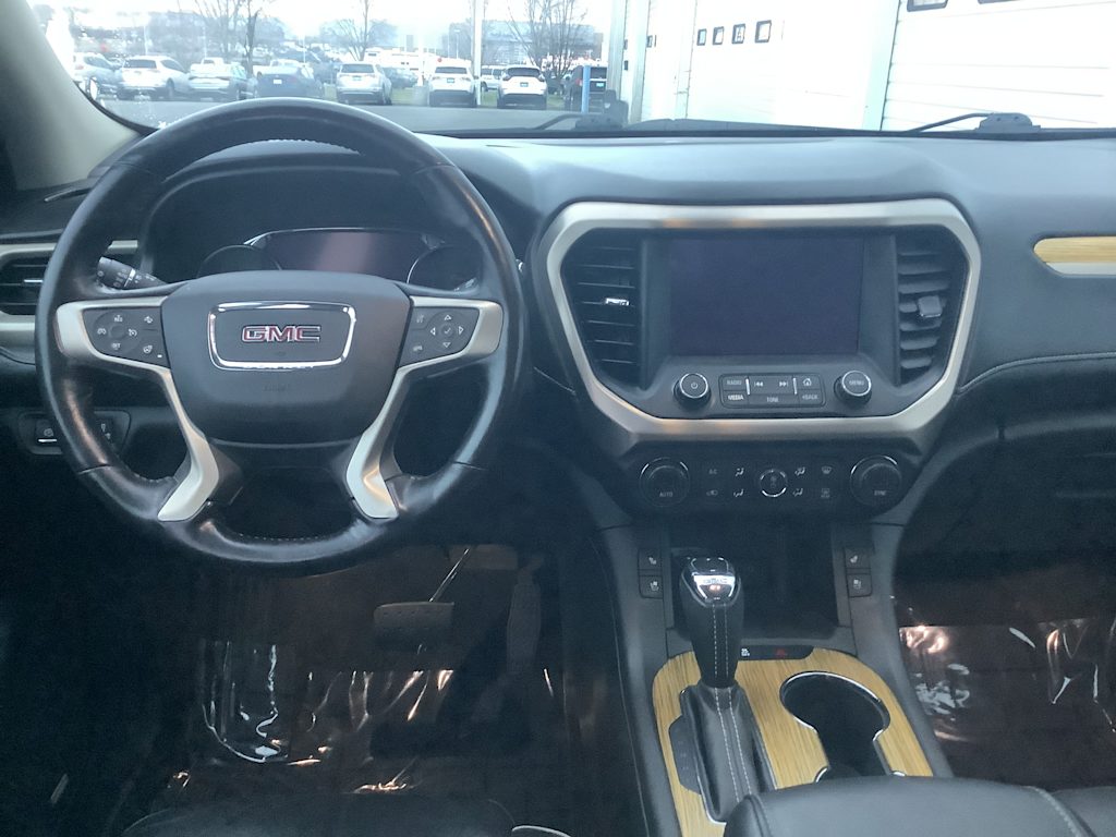 Thumbnail: 2017 GMC Acadia - 10